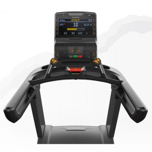 Беговая дорожка Matrix Performance. Консоль Premium LED Беговая дорожка Matrix Performance. Консоль Premium LED