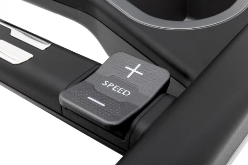 Беговая дорожка Sole F89 (21,5" TFT экран) с Z-образной рамой Беговая дорожка Sole F89 (21,5" TFT экран) с Z-образной рамой