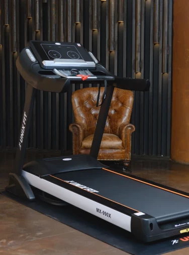 Беговая дорожка UNIX Fit MX-990X с воздушным охлаждением двигателя Беговая дорожка UNIX Fit MX-990X с воздушным охлаждением двигателя
