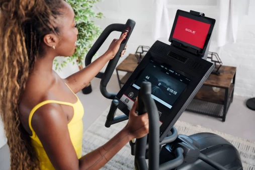 Эллиптический тренажер Sole Fitness Е95S (2023) с изменяемой длиной шага (46 - 61 см)