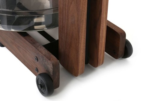 Гребной тренажер водный WaterRower Classic 300 с дисплеем S4 (материал рамы: орех) Гребной тренажер водный WaterRower Classic 300 с дисплеем S4 (материал рамы: орех)