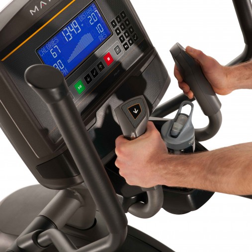 Домашний эллиптический тренажер Matrix E30 XER-V2 с сенсорным 10" тачскрин дисплеем Домашний эллиптический тренажер Matrix E30 XER-V2 с сенсорным 10" тачскрин дисплеем