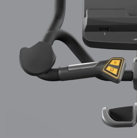 Вертикальный велотренажер Matrix Endurance. Консоль Touch Вертикальный велотренажер Matrix Endurance. Консоль Touch