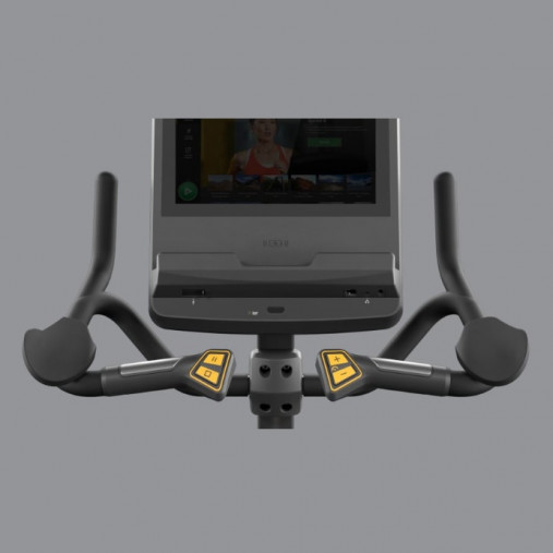 Вертикальный велотренажер Matrix Endurance. Консоль Touch Вертикальный велотренажер Matrix Endurance. Консоль Touch