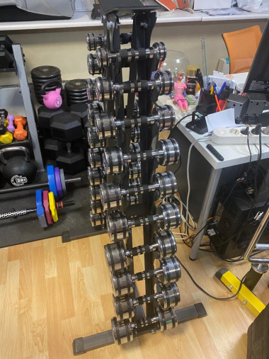 Набор из 10 пар хромированных гантелей на стойке OFT Набор из 10 пар хромированных гантелей на стойке OFT