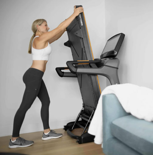 Беговая дорожка Matrix TF50XUR домашняя складная с HD-дисплеем 22 дюйма