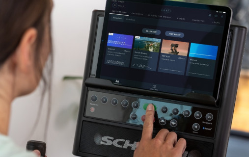 Велотренажер Schwinn 590R с горизонтальной посадкой Велотренажер Schwinn 590R с горизонтальной посадкой