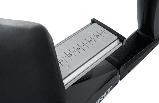 Горизонтальный велотренажер Spirit Fitness CR900 Горизонтальный велотренажер Spirit Fitness CR900